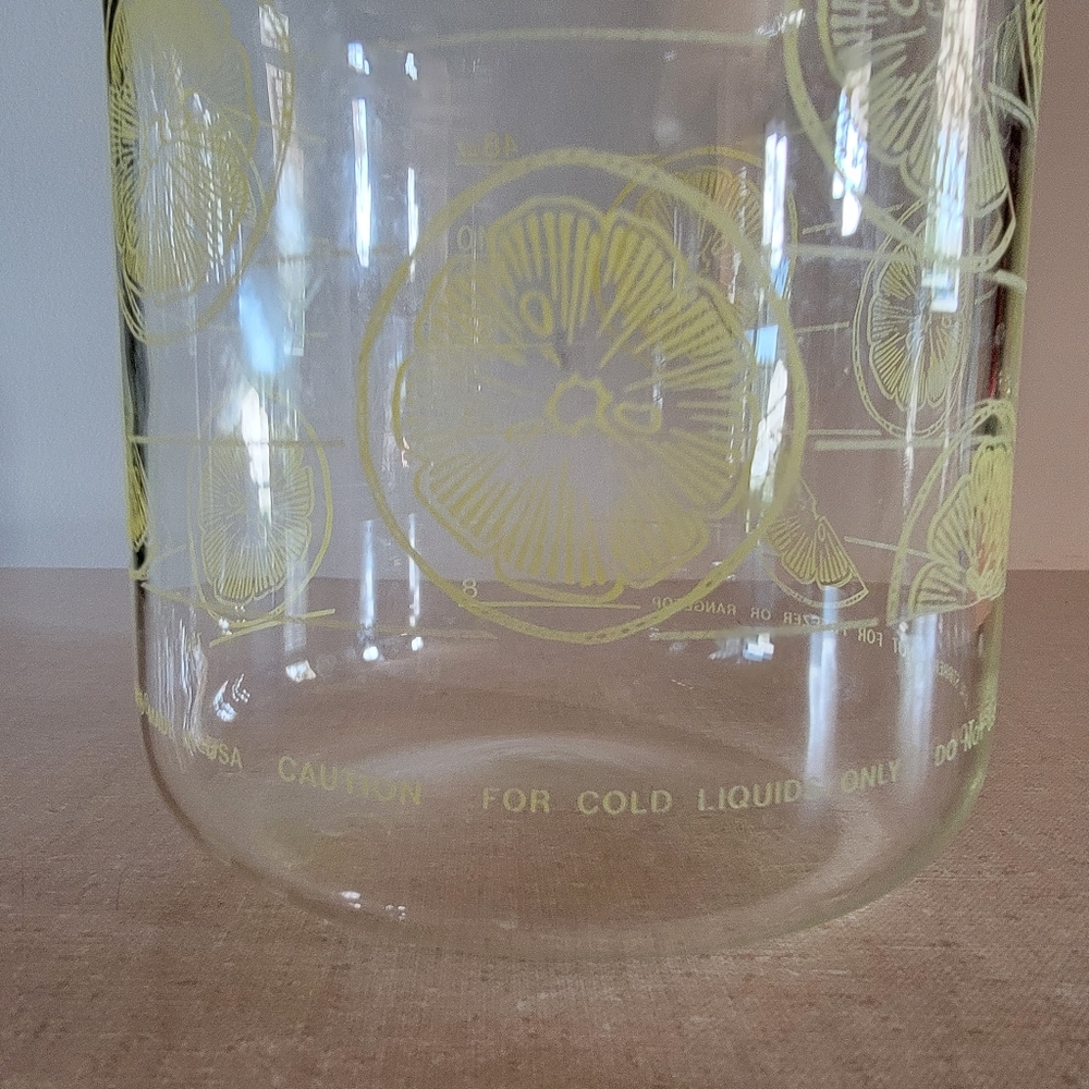 Vintage Pyrex 2 Qt Lemonade Pitcher‎ Lemon Slice USA #7520 - Picture 4 of 7
